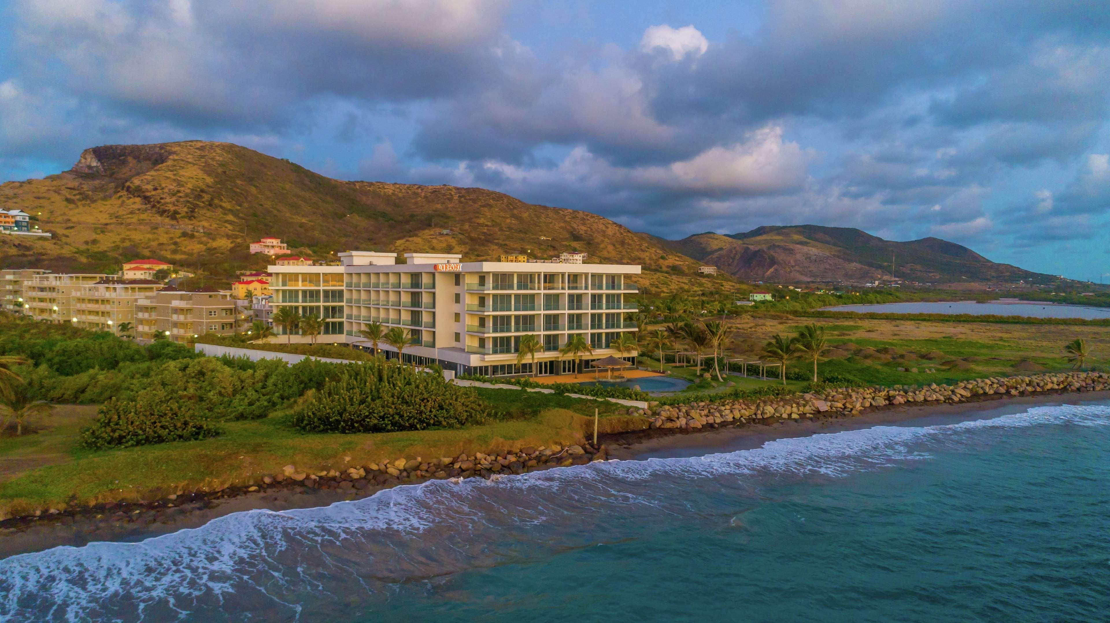 Koi Resort Saint Kitts, Curio Collection By Hilton Μπαστέρ Εξωτερικό φωτογραφία